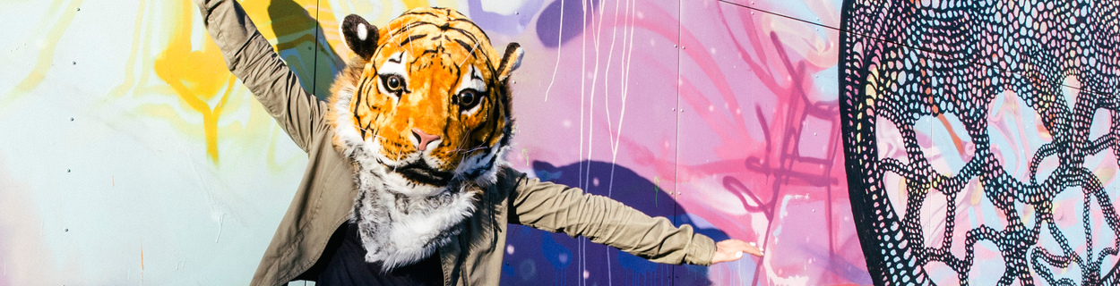 Tiger_graffiti.JPG